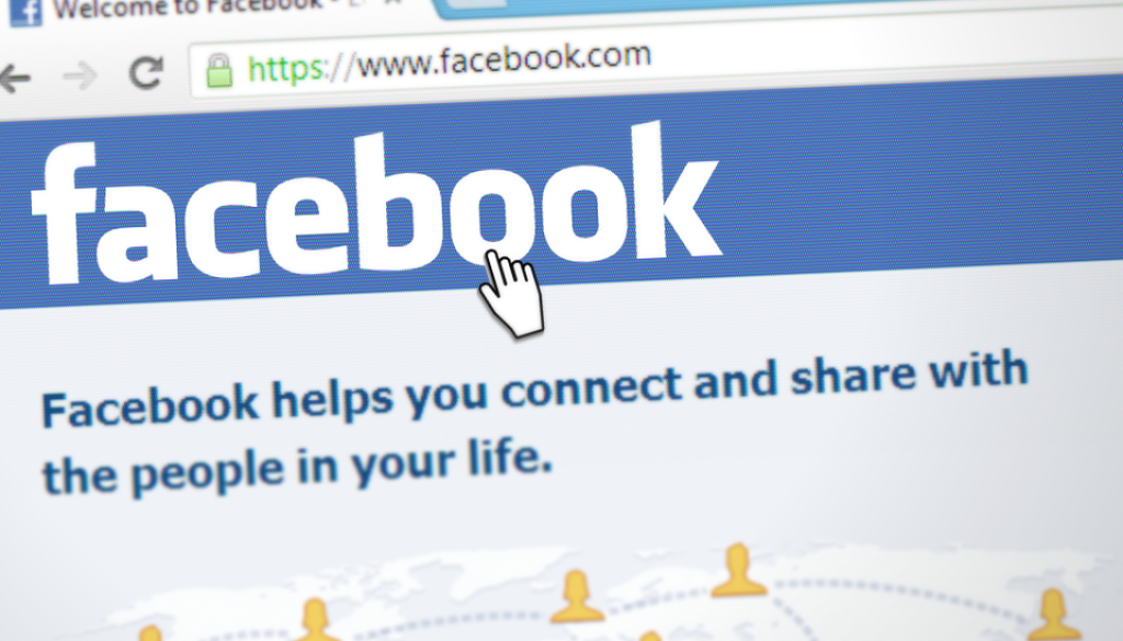 facebook-76532_960_720
